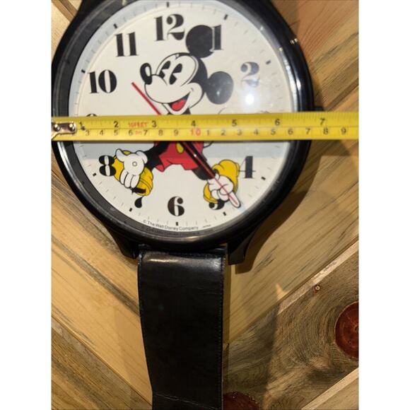 Mickey Wall Clock With Decorative Strap & Buckle From Disney By Lorus Seiko Rare - Picture 6 of 7